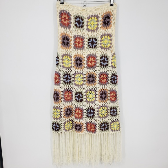POL Crochet Square Knit Maxi Skirt Size L Tassel Fringe Boho Grandma Core Cream - Picture 4 of 11
